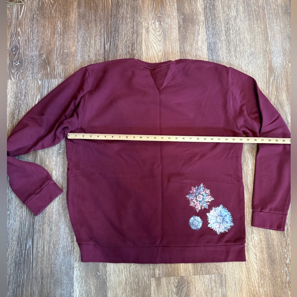 Snowflake Next Level XXL Crewneck‎ Sweatshirt. - Picture 4 of 7